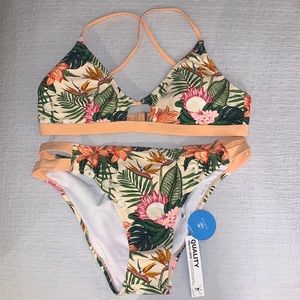 Cupshe bikini - peach and colourful ferns